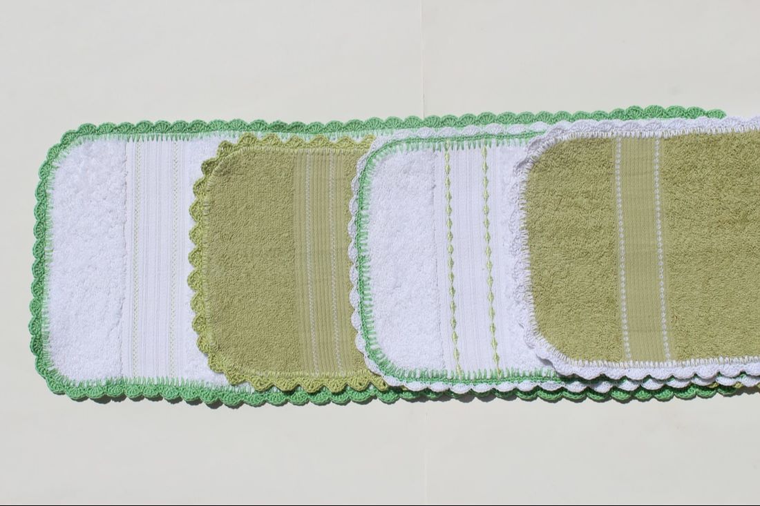 Noisy Kids Handmade baby Burp Cloths Crocheted - Green